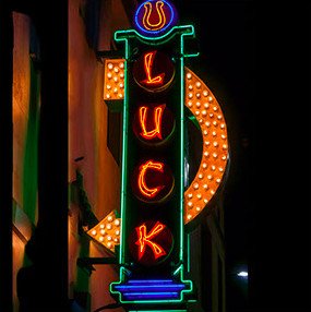 eaterla's tweet photo. 25-year-old Chinatown-themed dive Good Luck Bar is closing in Los Feliz https://t.co/SvspsOJ0WV https://t.co/hug3zbvcux