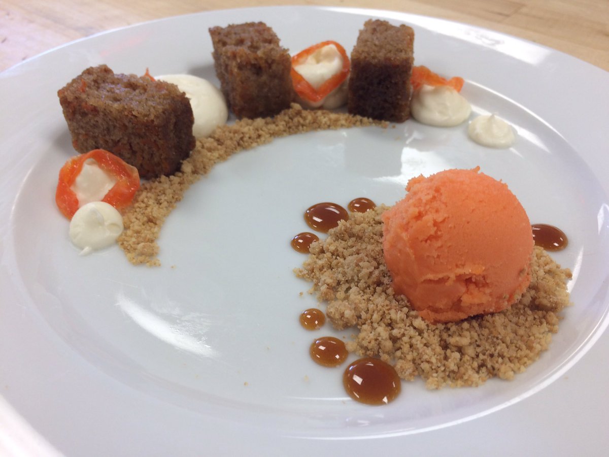 Elise Chonko tweet media