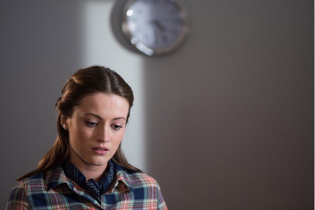 thepodinthepond's tweet photo. Lily was one of my favourite characters on #Hollyoaks the past few years, and I will miss her - and my beloved #Prily so much! @Lauren_McQueen is an absolute TALENT and I can’t wait to see what she does next! Goodbye Lily Drinkwell McQueen 💔❤️ - Sennen https://t.co/DBor0gCC4S