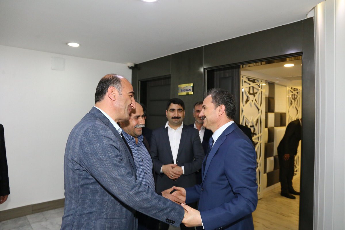 Halka hizmeti hakka hizmet olarak gören, ufuk çizen projeleriyle şehre taze bir heyecan, yeni bir soluk getirerek gönülleri fetheden Adıyaman Belediye Başkanı Sn Süleyman Kılınç’a #HayırlıOlsun  ziyaretinde bulunduk.

Başkanımıza rabbimden muvaffakiyetler diliyoruz <a href="/AdiyamanBelTR/">Adıyaman Belediyesi</a>