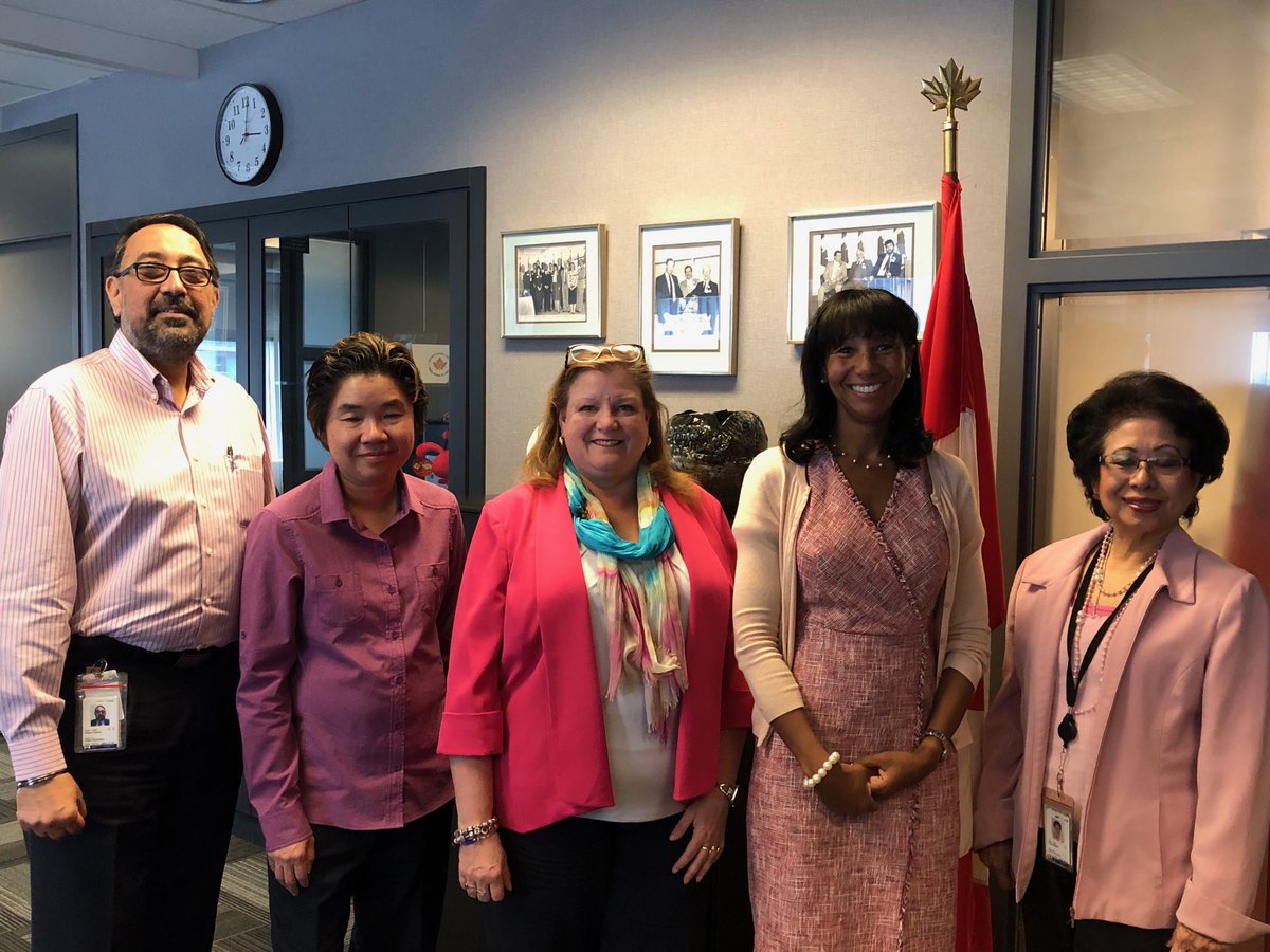 TETSO SMT in solidarity against all forms of bullying on this Int’l Day of Pink ⁦@MauricetteHowl3⁩ ⁦<a href="/DawnEffer/">Dawn Effer</a>⁩ ⁦<a href="/_Jenny_Yee/">Jenny</a>⁩ ⁦<a href="/harikiran63/">Harry</a>⁩ ⁦<a href="/shipley_karol/">KarolwithaK</a>⁩ ⁦⁦<a href="/TETSO_YPN/">TETSO YPN</a>⁩ ⁦<a href="/CRAMGN_RMGARC/">CRAMGN_RMGARC</a>⁩ ⁦@RonHebdon_GC⁩ ⁦<a href="/JimStathakos/">jim stathakos</a>⁩