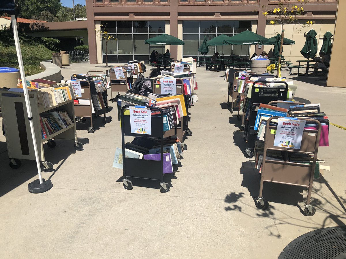 CLosPosts's tweet image. A book sale just rolled in for #WednesdayWisdom 
#com4465
