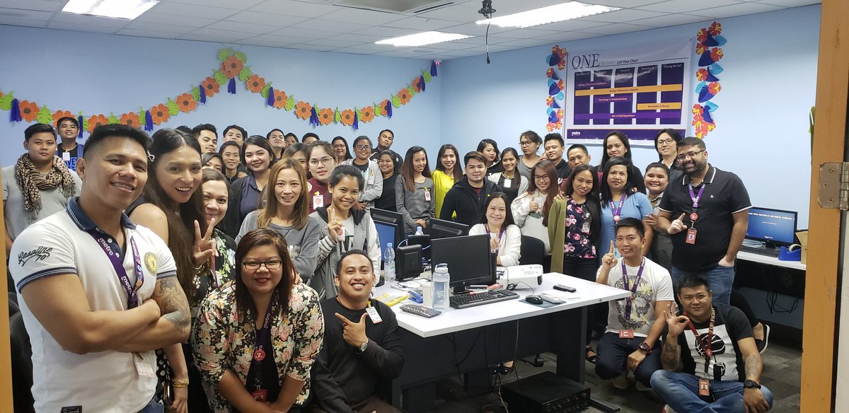ONE_Clarktastic's tweet photo. Welcoming our New Hires to our family! #Wave323 #PurpleLife #TeamofLearningExperts @Greg_MPCS @KapilGoel2006 @iamyourritzy https://t.co/25NlV2Kn1u