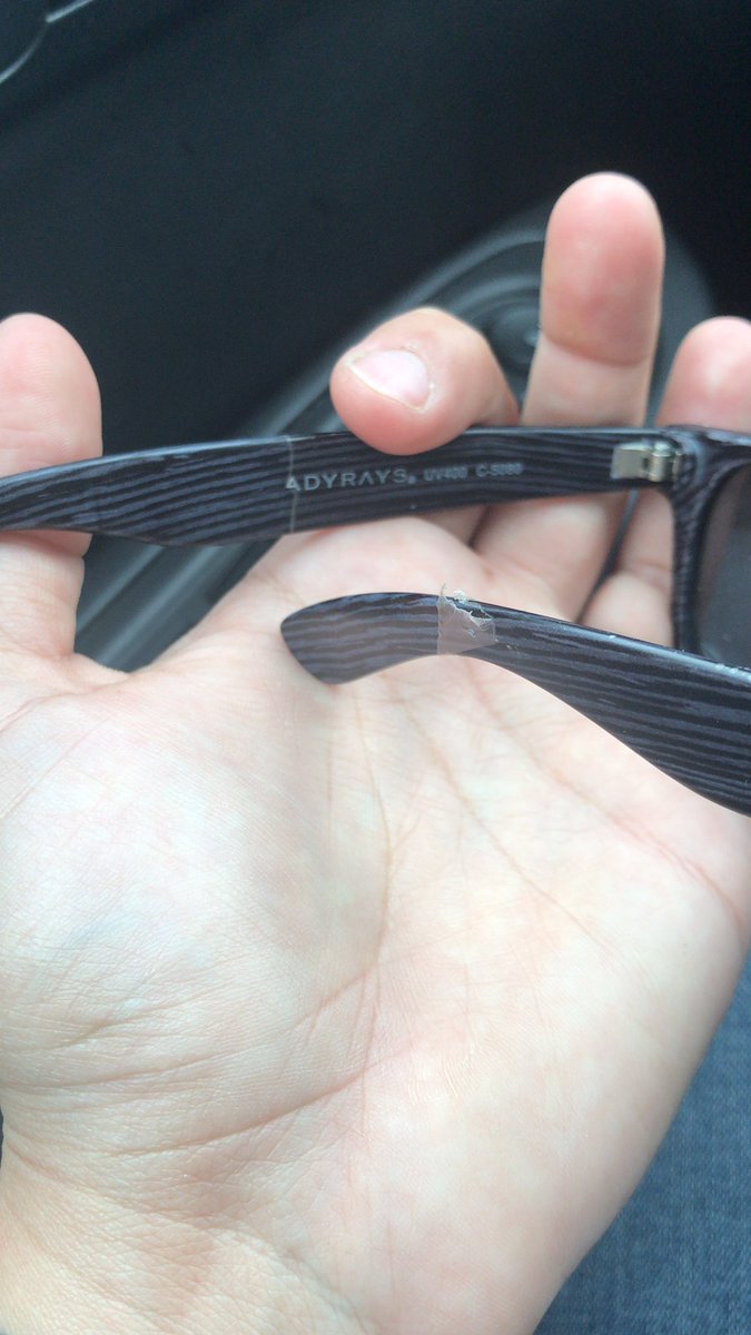 mrsmarsee09's tweet photo. @shadyrays should my glasses be peeling like this? https://t.co/4IeJT3fEf3