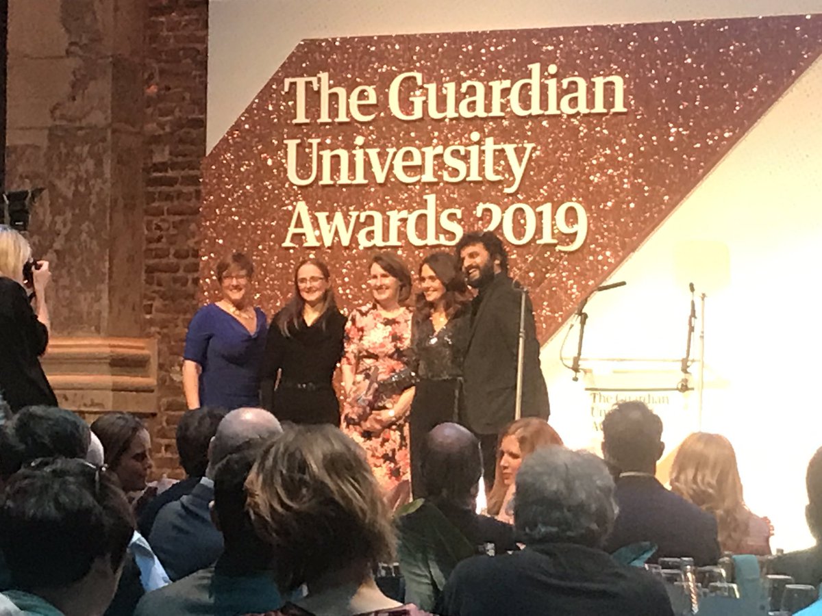 Boom! Congrats to <a href="/UniofNewcastle/">Newcastle University</a>  for the student experience award at #GdnUniAwards presented by Bex Whitehead from <a href="/jisc/">Jisc</a>