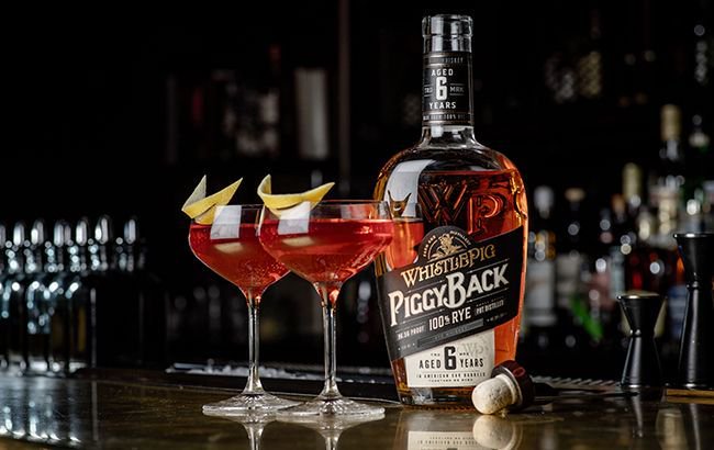 Top100USR's tweet photo. #News - Pickerell’s #WhistlePig Piggyback Rye #celebrates #bartenders: Several years in the making, Piggyback was created by master blender Pete Lynch and Pickerell, who died in November last year. https://t.co/FtyTsKmsAn https://t.co/AvJv9llWoG