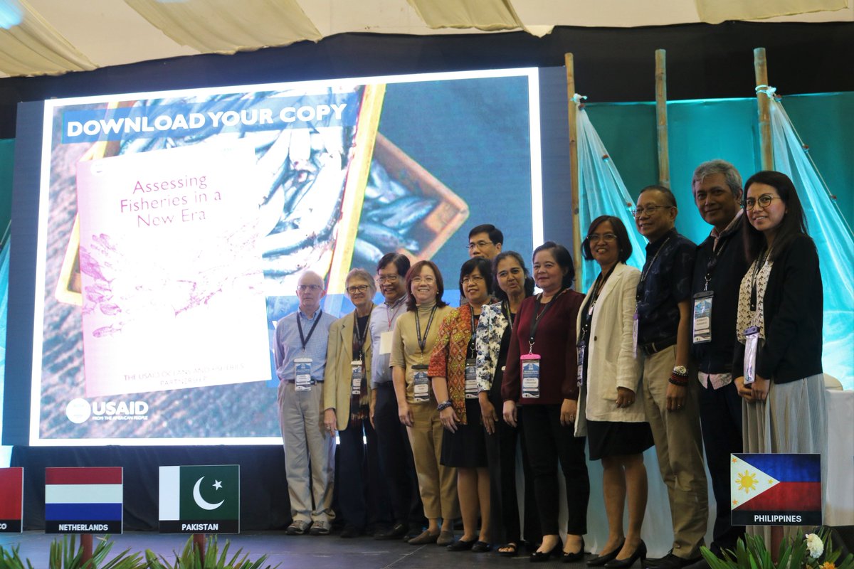 A new rapid assessment guide for #FisheriesManagement including #gender and #EcosystemApproach, “Assessing Fisheries in a New Era,” launched at 12th Asian Fisheries and Aquaculture Forum. Download at bit.ly/2K0gs3x. Some cool people in the author group!