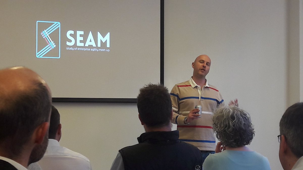 Master of ceremonies <a href="/bdc101/">Barry Chandler</a> in action setting out the rules of engagement for tonight at the <a href="/seam_uk/">SEAM</a> meetup with <a href="/CureParkinsonsT/">Cure Parkinson's</a> exploring improving the clinical trial process for #Parkinsons