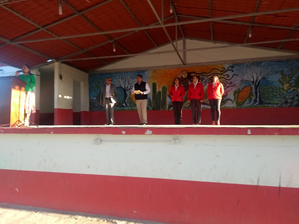 cecytefcoimadro's tweet photo. En el marco del  arranque de la Olimpiada del conocimiento Infantil 2019 el día de hoy nuestro director el Lic. @TorreMarcelino acudió como representante del gobernador @omarfayad, en la Escuela Primaria Miguel Hidalgo.
#OCIHidalgo2019
@sarteaga4 
@CECyTEHidalgo https://t.co/3PFA9Z4WmV