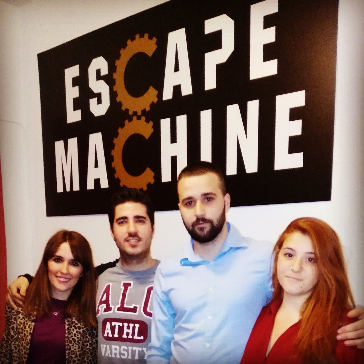 escape_machine tweet picture