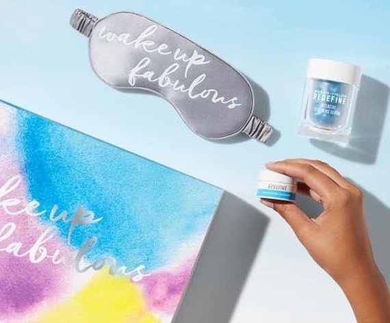 lisamatro's tweet image. ✨ Take advantage of our beautiful #WakeUpFabulous Gift Set 💝 This gorgeous boxed set features REDEFINE #IntensiveRenewingSerum, #MultiFunctionEyeCream and a free silk blend sleep mask, making it a perfect gift for anyone looking to refresh their #ski… bit.ly/2UtBKvr