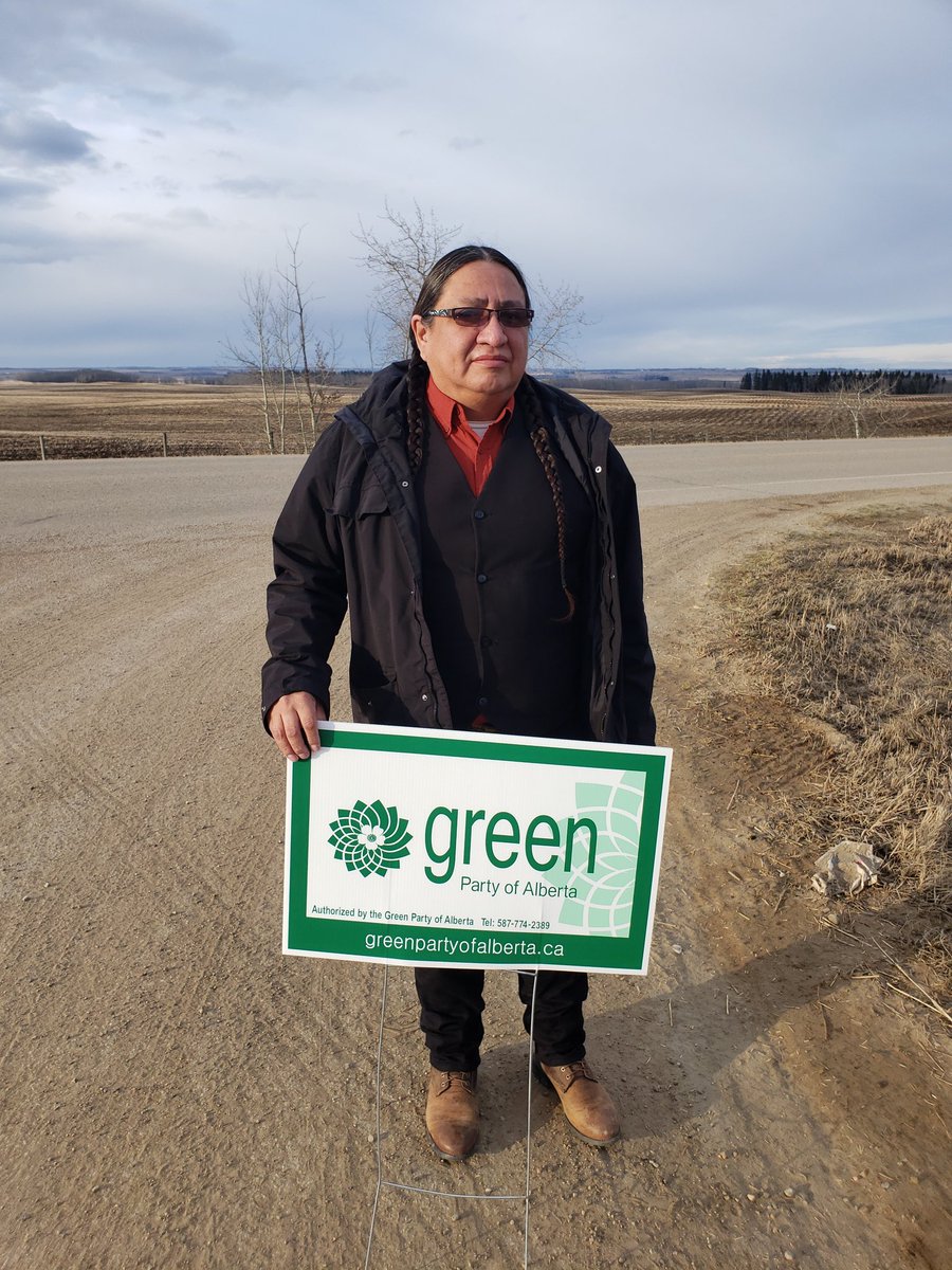 desbull73's tweet photo. Let's go green https://t.co/SlmrPfo3OQ