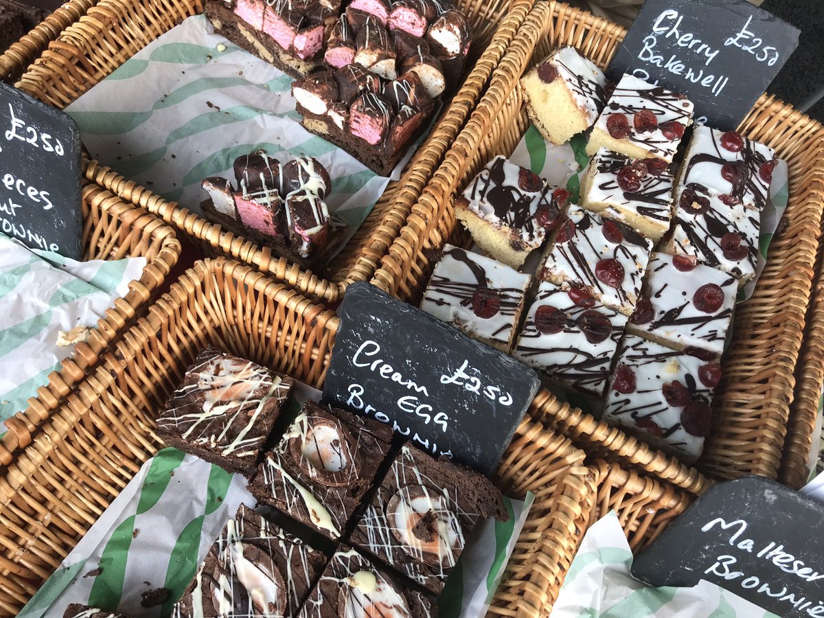 MumblesMarket's tweet photo. Mumbles Market returns this Saturday at the Dairy Carpark from 9am until 1pm with a whole host of great local produce, craft and street food, pop along and browse the stalls, pick up a treat or 2 and enjoy the beautiful views of Swansea Bay!
#LYLM2019 #SwanseaHour https://t.co/fAfAHZPolj