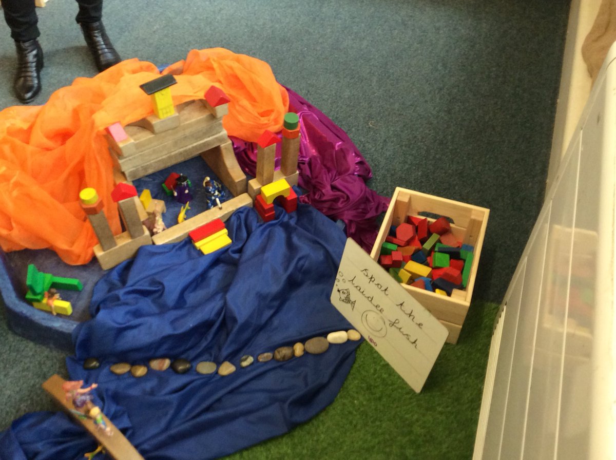 Acoyle2010's tweet photo. @EYFSHempland we loved having the staff team come to  play in EYFS in a meeting all about our provision and practice and the wonderful possibilities of child-led learning. We loved the inspiring ‘gifts’ they left for the children!👏👏👏 https://t.co/fDy1iNLo81