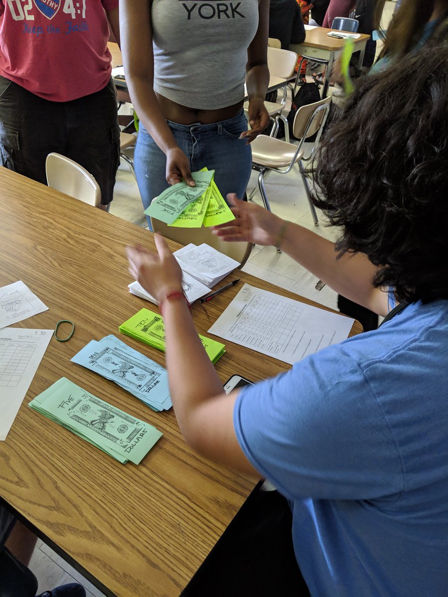 MsAllmanRHS's tweet image. Had a BLAST experiencing the stock market today! #teachingecon #ItsAGreatDayToBeAPirate