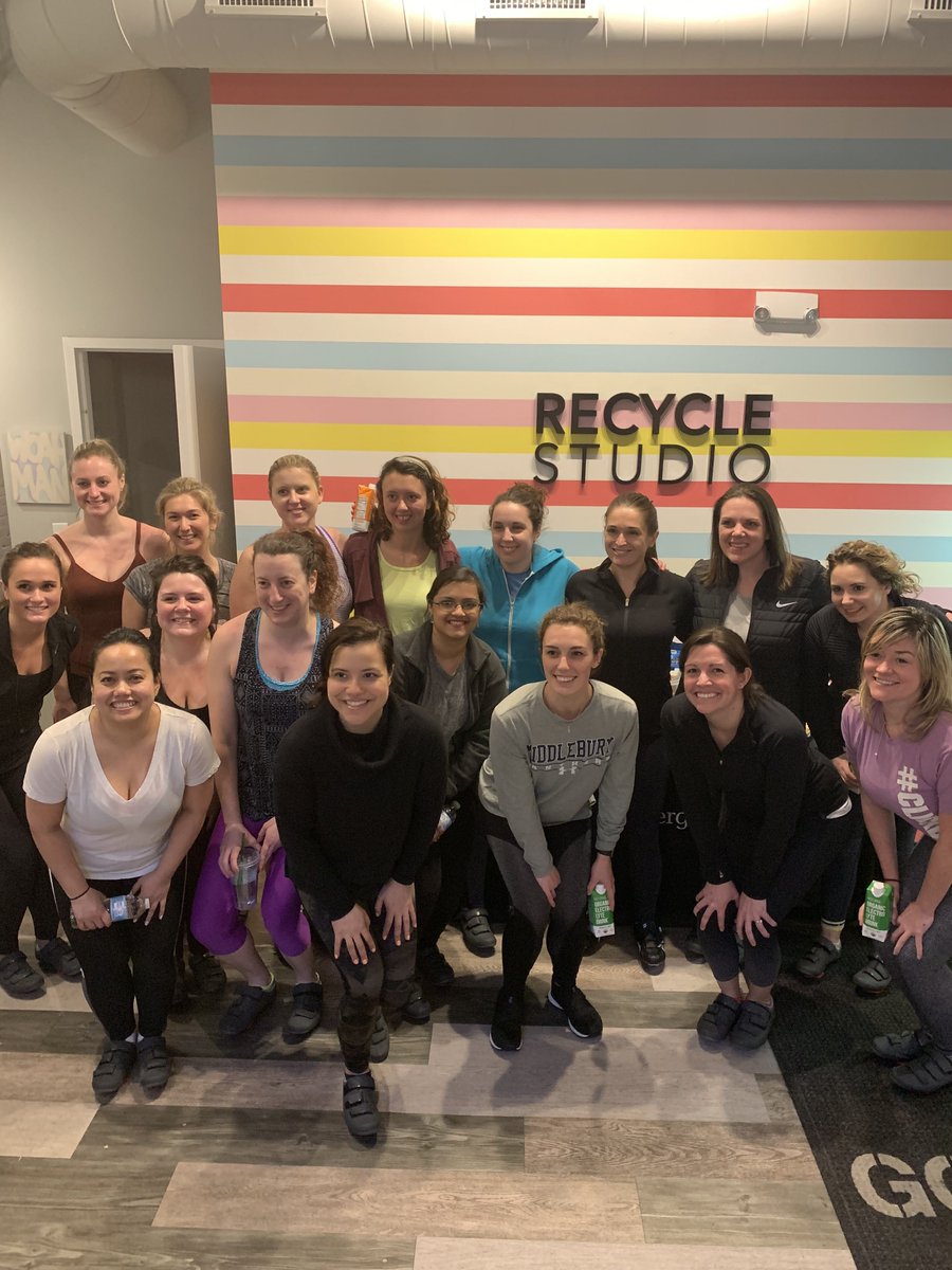 Shoutout to these women for #killinit at our recent spin event at @RecycleStudio! We all had a blast networking - thanks <a href="/BienaSnacks/">Biena Snacks</a> for the yummy treats and <a href="/drinkNOOMA/">drinkNOOMA</a> for keeping us hydrated during the workout!