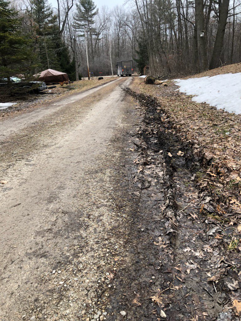 #walk it off Wednesday #Good decision driver. # The other delivery driver didn't seem to mind ripping up the yard. <a href="/trsmudge/">Todd Schmieding</a>