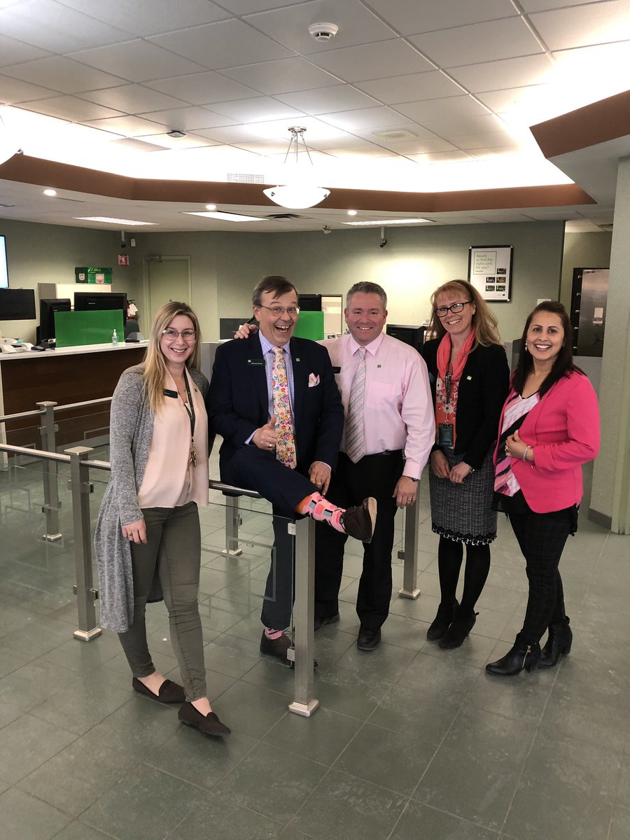 bradleya007's tweet photo. Celebrating International Day of Pink. A day to increase awareness of homophobia, transphobia, biphobia and bullying. #DayOfPink2019 https://t.co/5the8qFlzJ