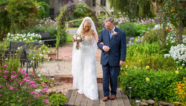 jjveils's tweet photo. Happy #WeddingWednesday! We love hearing from real brides and reliving their big day! Check out our blog page to see our lovely #InOurVeils brides:
https://t.co/nx0gaxrYAu
#JoyceJackson #WeddingHour #WeddingVeils https://t.co/I2ZuFa734M