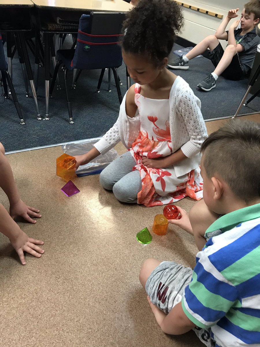 mrswhipple1's tweet image. Using our awesome 3-D figure sets thanks to the @lsedfoundation.  We are loving classifying and sorting these shapes by using the hands-on figures.  #peakgrantwinner #underwoodproud #handsonlearning