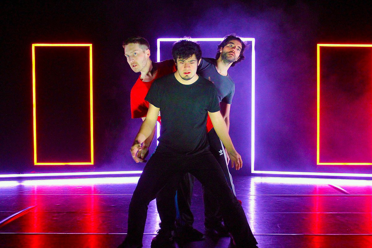 mganthomas's tweet photo. Having finished 2019 UK tour at beautiful @The_Lowry, we head tomorrow onto European leg #Italy #Bolzano & #Spain #Seville. Looking forward to stepping back #HIntoTheLight with awesome gang @HijinxTheatre #TeatroLaRibalta @danzamobile in association with @franticassembly #theatre https://t.co/ZSwFT1UuJj