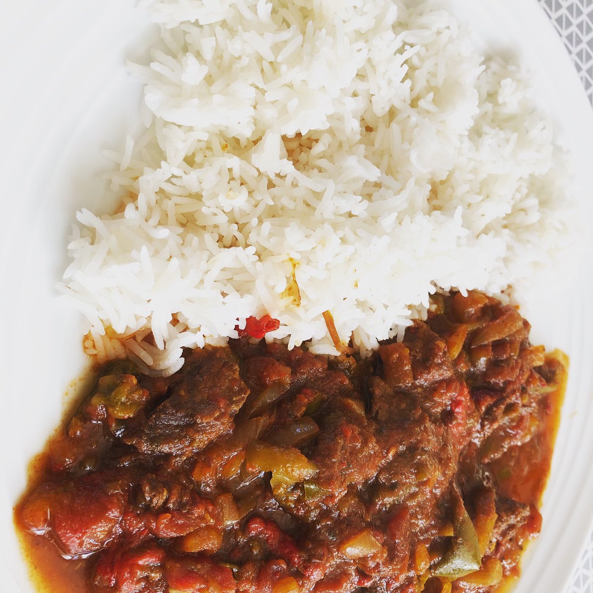 SlimMichellepw's tweet photo. Love trying something new. From the pinch of nom book the Cuban beef (slow cooker). Very tasty, full of flavour. Made enough for after my weigh in tomorrow @fayswhamstead @nemo_p75 @pinchofnom @AldiUK #slimmingworld
#SwAstonUniRec
#SwPerryBarr
#SlimWithMichellePW #PinchOfNom https://t.co/5xbhFDn2MN