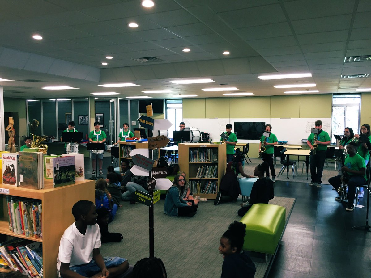 GHMSBands's tweet image. A big thanks to @HESSPLASH, @Central_ElemE4E, and @ECGlobalElem for the wonderful hospitality and allowing us to speak with the 5th graders about joining band! 5th graders, come to one of our sign-up meetings with a parent: 4/23 (at ALS) or 4/30 (at GHMS), 6pm both nights!