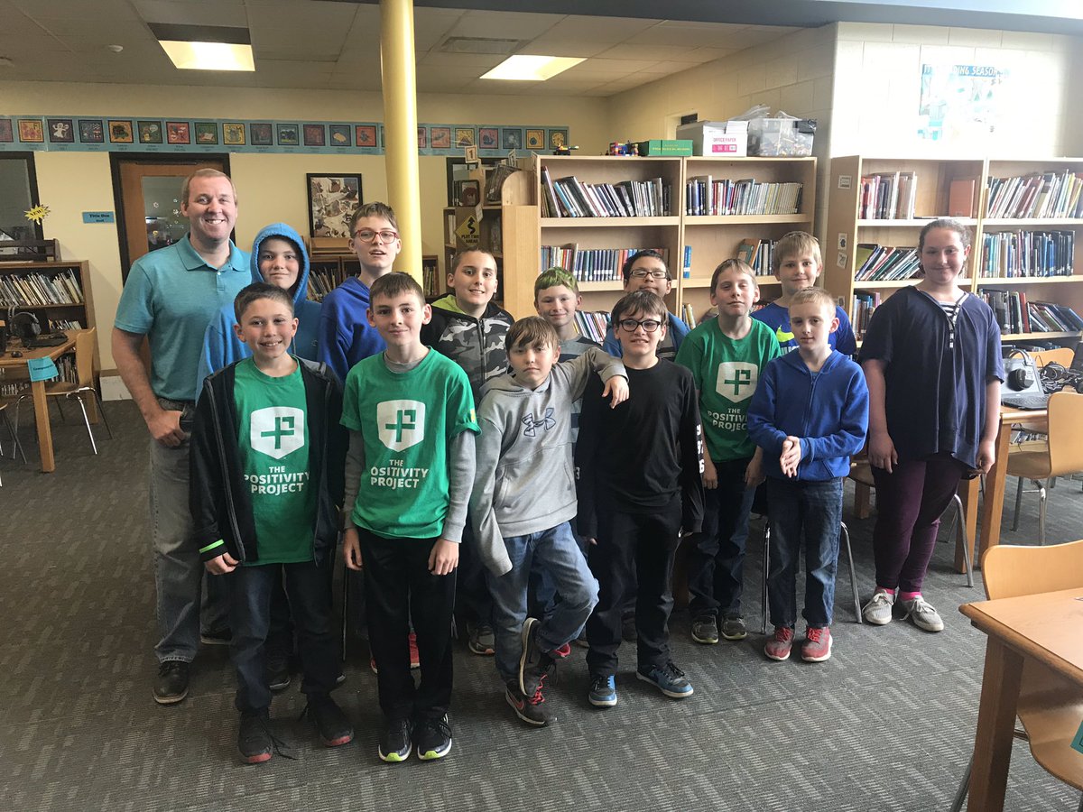 PaulGaudard's tweet photo. Thanks to Mr. Lillywhite for leading our @FiedlerFalcons coding club.  Great experiences for our future software engineers!   #coding #PrideTraditionExcellence https://t.co/TMDxMPsgre