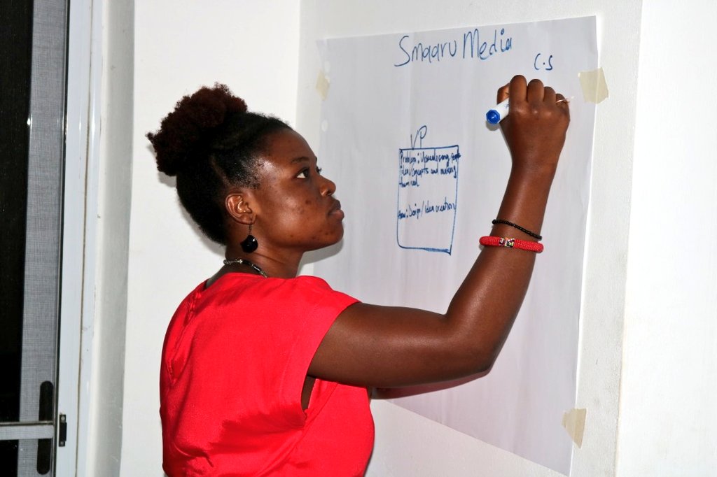 UnlockingWAT's tweet photo. Day 2 of #UWAT2019 evening session with @jkeyison.
Participants are putting together their business ideas and strategies to implement them.
#Womenize #CapacityBuilding #StoriesThatMatter #UWATStories #iSpaceFoundation https://t.co/xSXN6uQSLu
