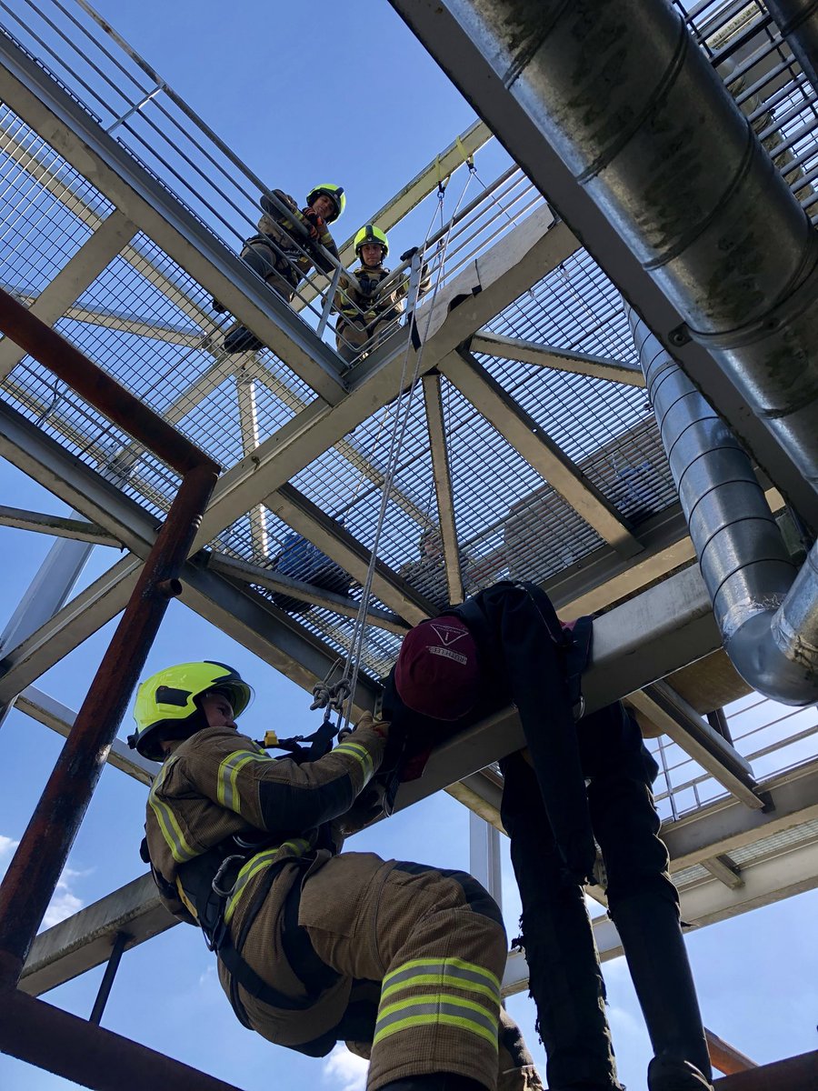SFRS_RopeRescue's tweet photo. Awesome weather @fire_scot National Training Centre today with the final #T119 syndicate of @sfrs_trainees being put through their paces Working At Height. #NotJustFires #WeAreSFRS #WeAreFutureFirefighters https://t.co/oIyAJoiMPs