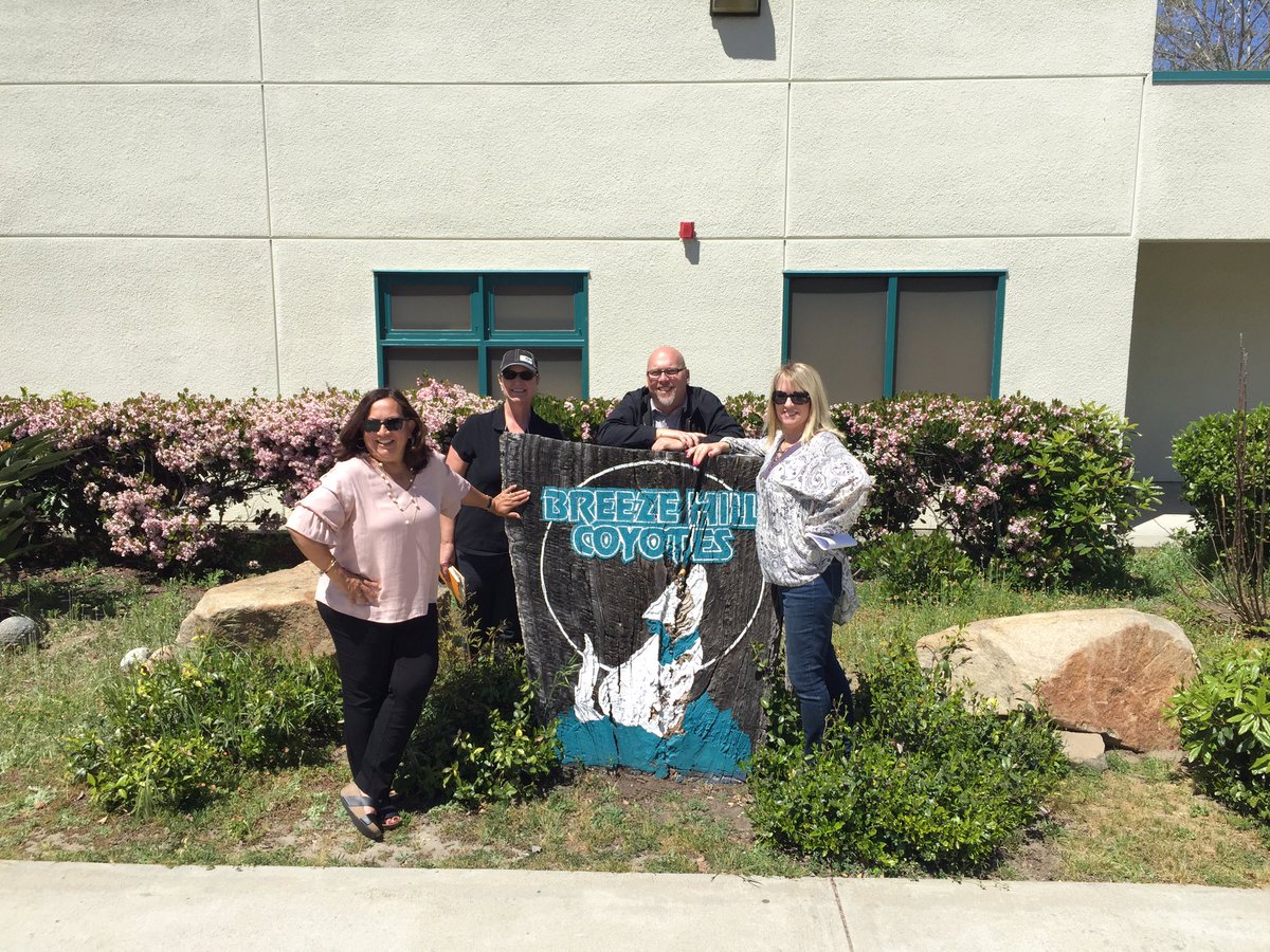 lorijhigley's tweet photo. Huge thanks to @HomeDepot for adopting us! Community outreach plus schools equals amazing partnership! @BHCoyotes https://t.co/ENJ9ikHUk9