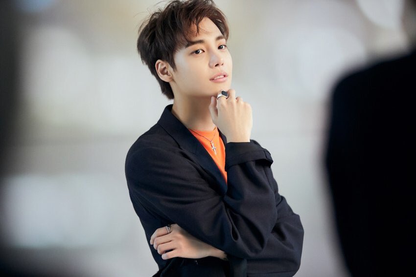 jaewonepics's tweet photo. 🧡 https://t.co/8aZLSuSlpL