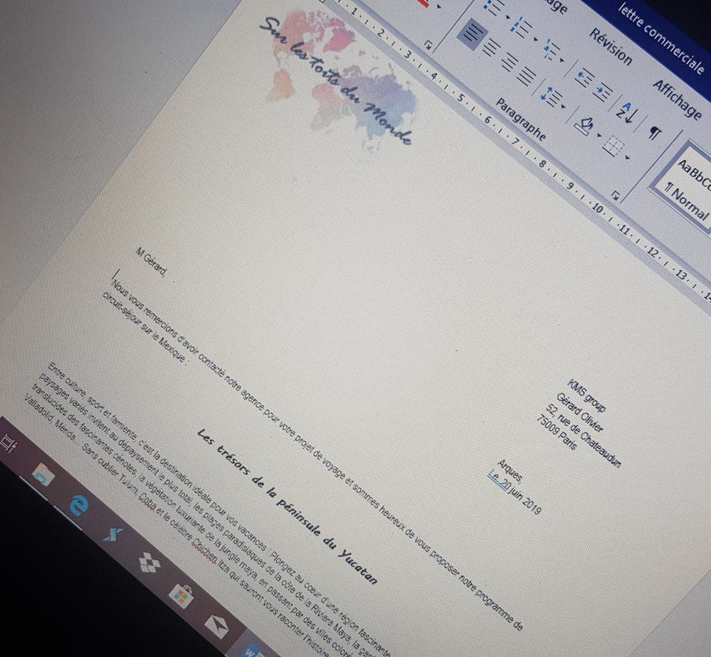 Gwendancetaria's tweet photo. Ça va loin quand même, entre le logo de mon agence et le nom de mon client 🙈 j'espère avoir mon examen avec tout ça 😁💪 #Agentdevoyage https://t.co/ivda2Iyjgc