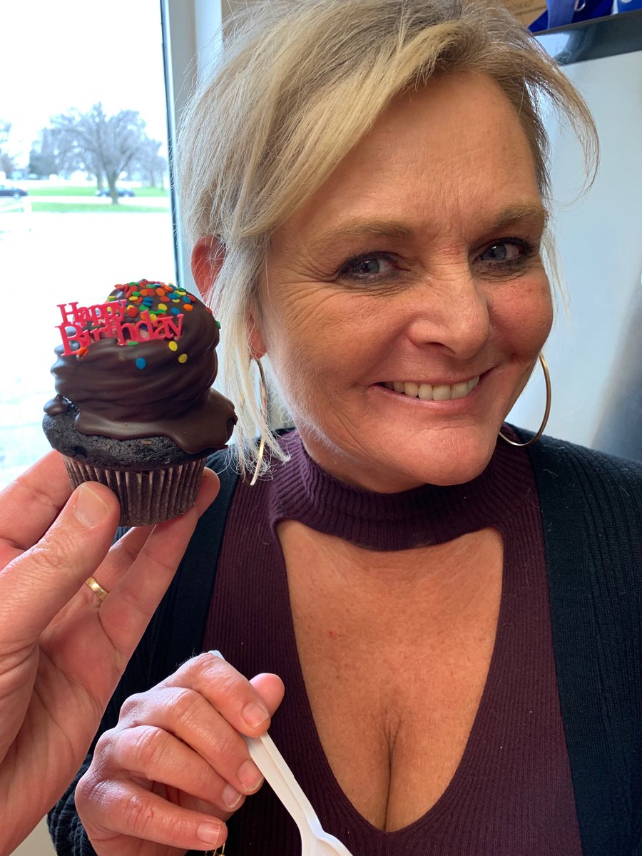 scarvin1's tweet photo. Happy birthday Debbie!!! https://t.co/gv63Us1NJ6