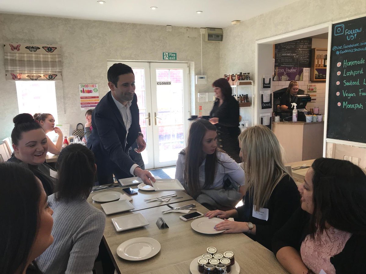 U2Diversity's tweet photo. ☀️The perfect day for a Women In Rental event today with our ladies from Birmingham&amp;Staffordshire. We even found some new waiters!! @JoeGoodwin1 @blairos84 @nobbyjennings @ERACCareers @lanngibbs @SamanthaVarns @HarvinKaur1 @Drive_Diversity @AnastasiaERAC @Niamh_T_ERAC @dazzle16 https://t.co/XqaY7f7Yh7