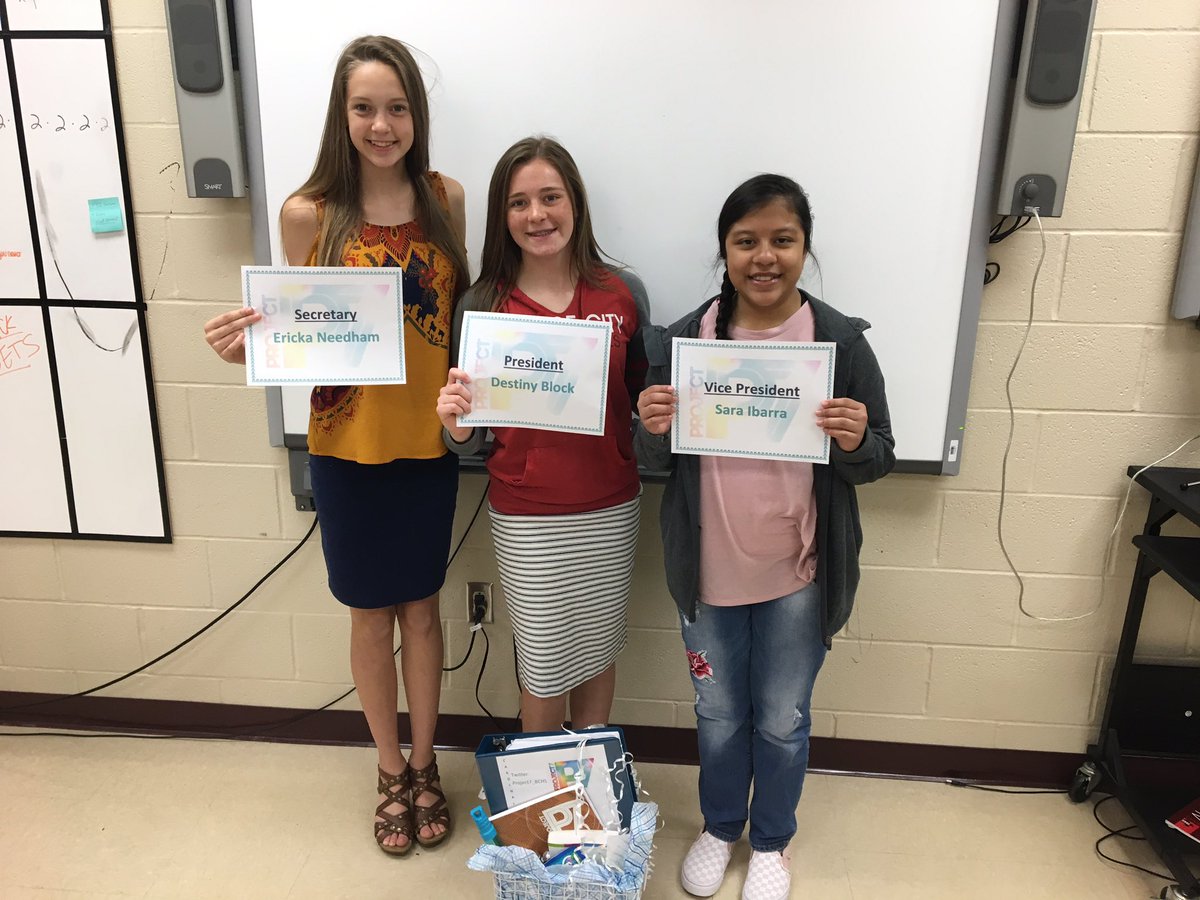 Project7_BCHS's tweet photo. Congratulations to our new officers for the 2019-2020 school year! Excited to see what the future holds for our wonderful club! 💙 https://t.co/YZYSrdC5UL