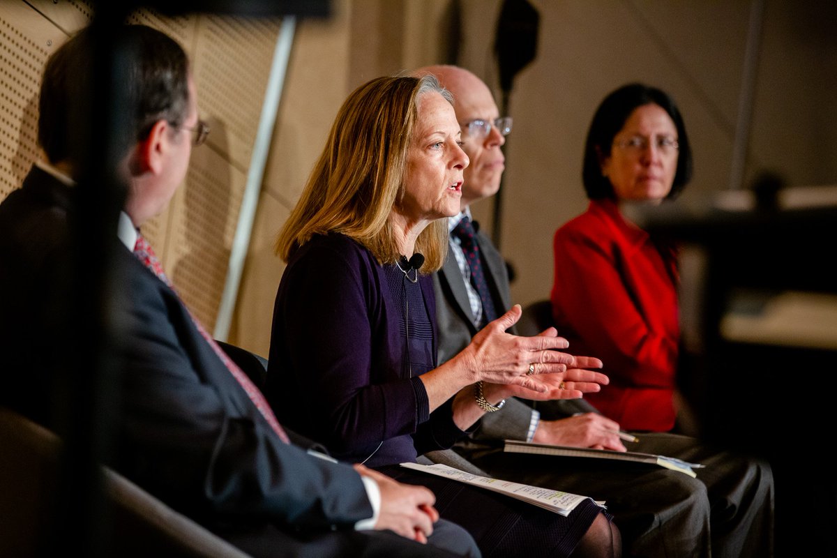RopesGray's tweet photo. Professionals from @VeralonPartners, @FTC, the American Medical Association and @RopesGray, including partner Debbie Gersh, discussed how strategic partnerships and #MnA can enhance value-based approaches to health care #VBHC2019 #VBHC https://t.co/3Dp5j2a1MY