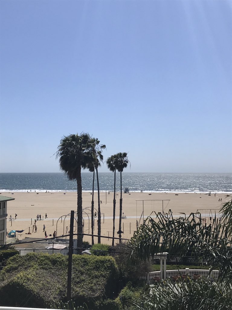 jonesdy15's tweet photo. @F3_Bartman @ECUJungle All depends on cell service or WiFi in the stadium. so far US cellular is struggling out west but the views and weather are great! I make no promises but I will try https://t.co/SpqqZAlTvG