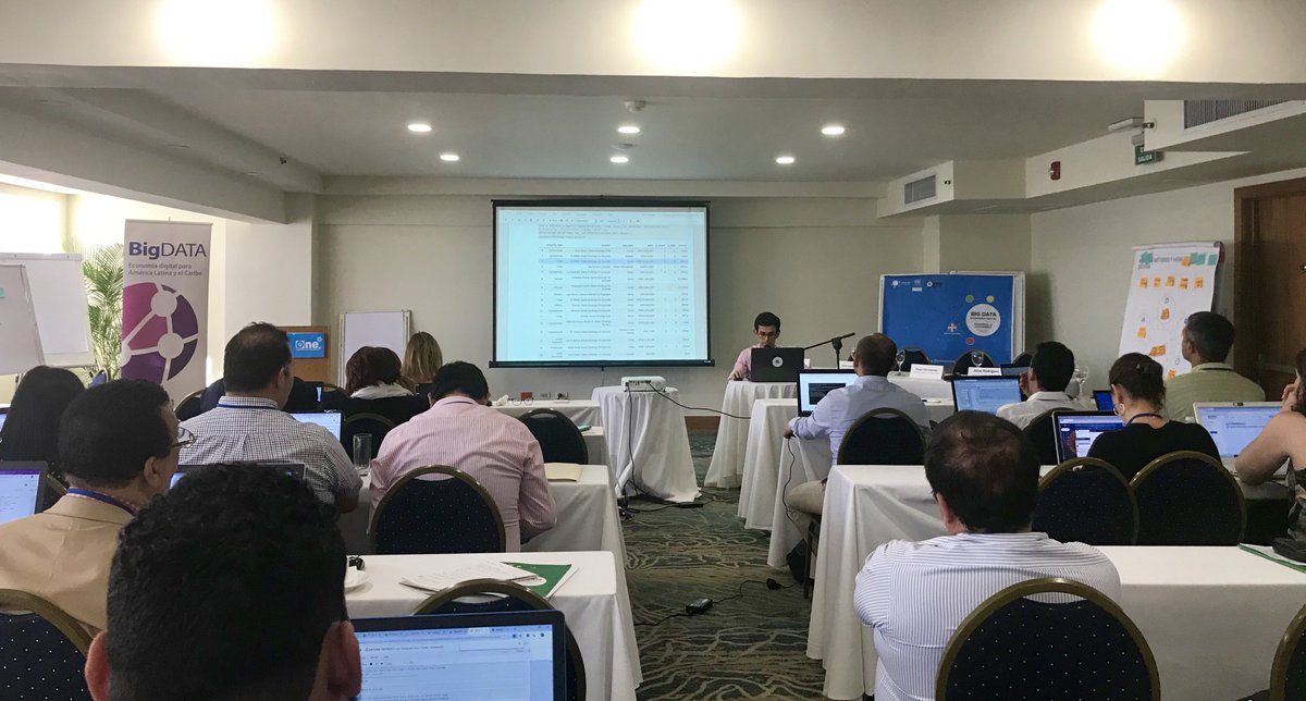 datapopalliance's tweet image. Terminando el tutorial técnico donde aprendemos a utilizar herramientas de web scraping para crear un índice de metro cuadrado para calcular y explorar el poder adquisitivo en América Latina, gracias a @r_laram. 

#BigData4SDCourse #BigData4Dev #ImpactoSocial
@ONERD_ @eLAC_CEPAL