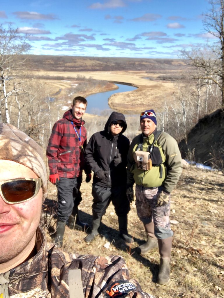 pwsdnaturestud's tweet photo. Fort Ellice Owl Survey Complete! Good food and cool discoveries. @bcifalcons @ParkWestSD @NCC_CNC https://t.co/Mm1YiZTCcC