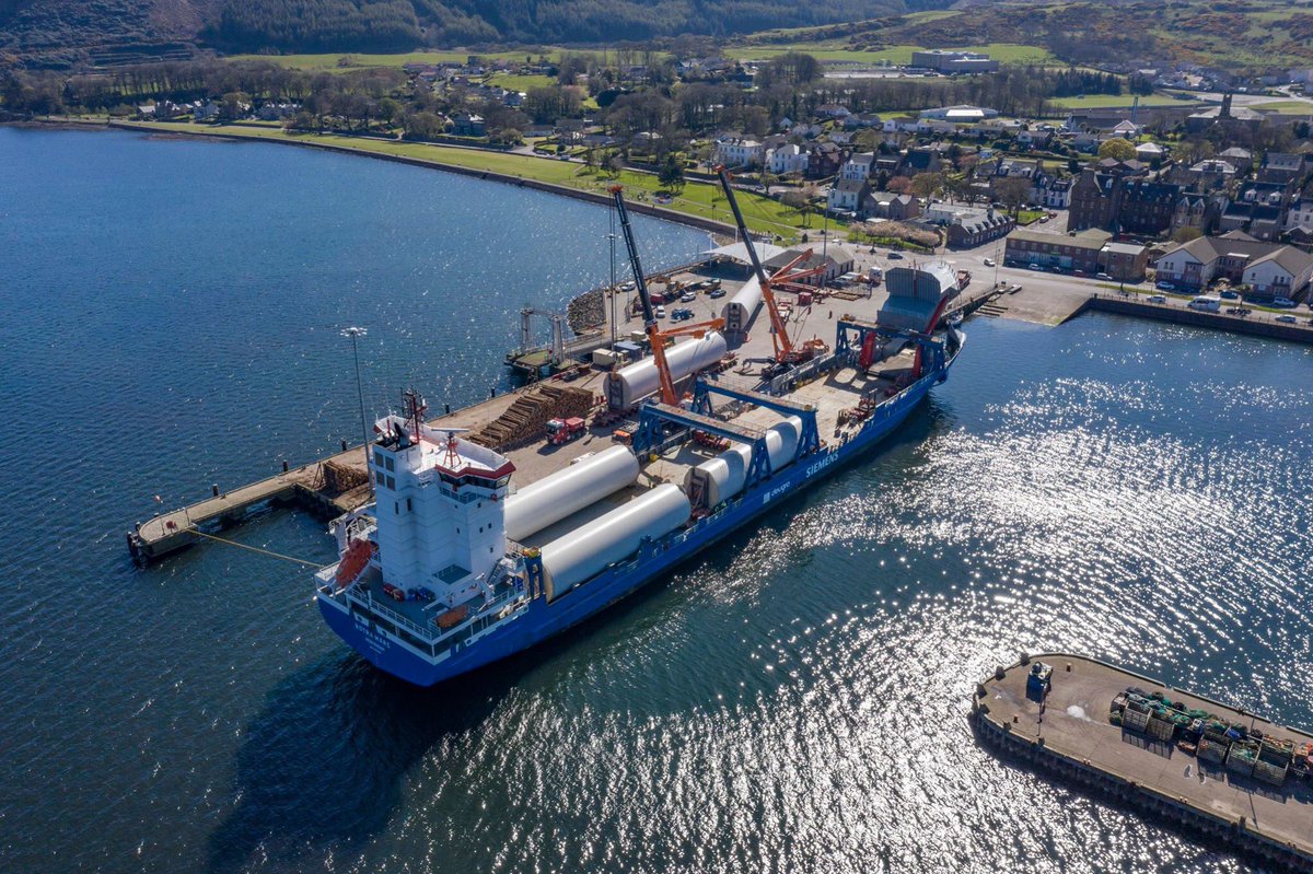 What a beautiful day for sailing #offshore #offshorewind  #campbeltown #madeinscotland #supplychain pics by <a href="/RHPhotography7/">RayHosiePhotography</a>