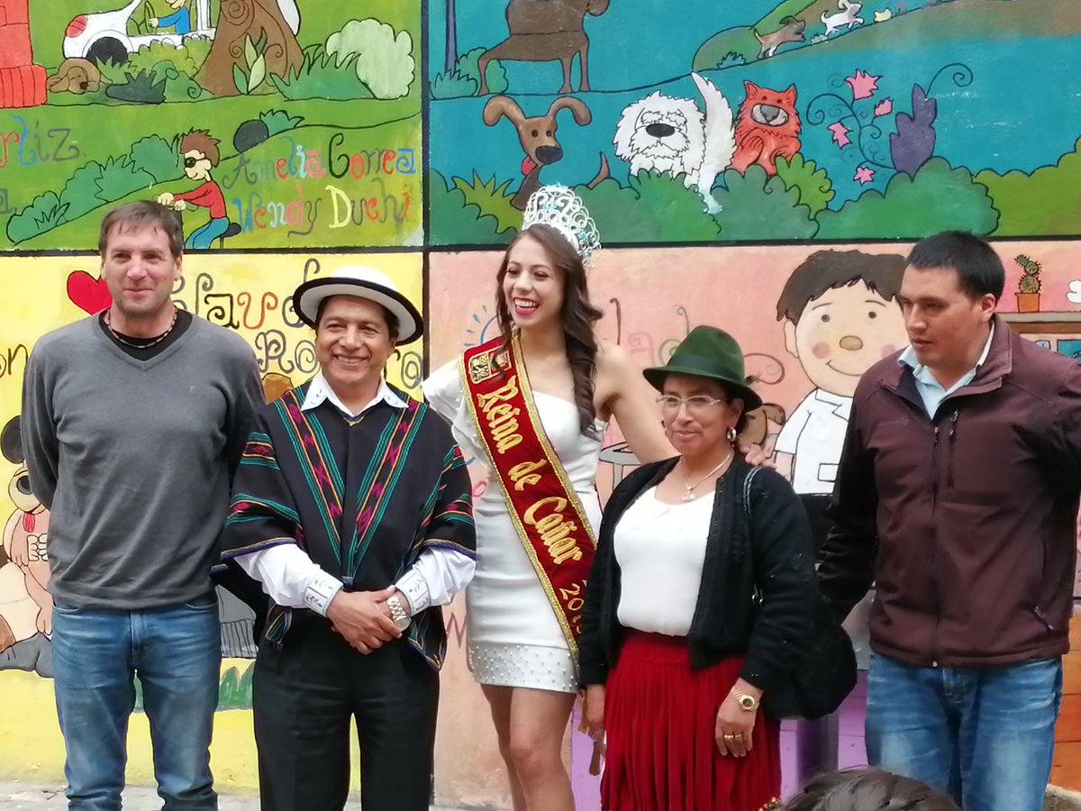 3. El alcalde <a href="/bchimborazo1/">Belisario Chimborazo</a> destacó la labor de la Reina y del cuerpo edilicio que trabajó en la ordenanza que busca el cuidado de los animales de compañía.