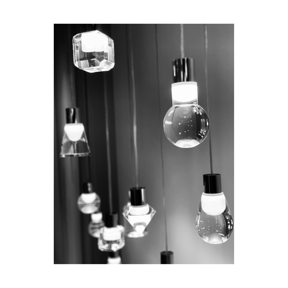 Visit Formalighting at Hall 13 Booth F12 at Euroluce
#Lucciole designed by Franco Mirenzi gives a touch of summer magic and elegance to the rooms they illuminate.  #DecoLuci collection
