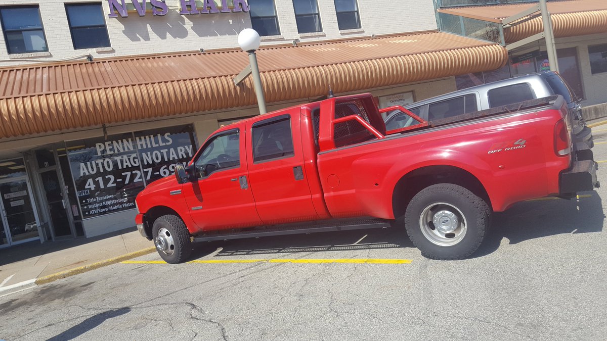 PHAutoTag's tweet image. Out with the old...in with the New
#trucks #Pitt