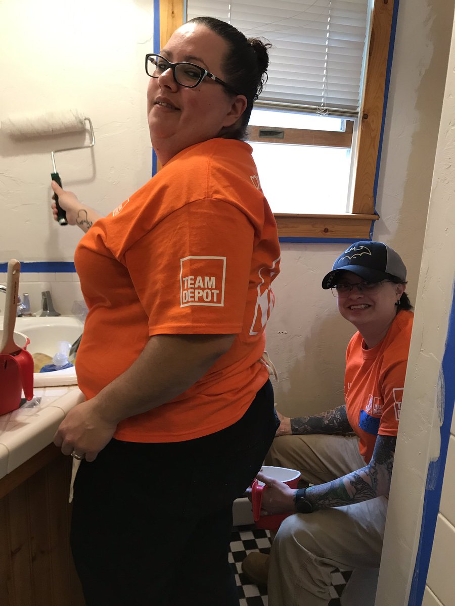 jenscott_30's tweet photo. Renovation under way at OSDRI! #D100 #teamwork #NETDmakesithappen #choosetoserve @JasonArigoni @maryanne_stl @MichaelJMarz @FeliciaW6814 @TeamDepotNoDiv @TeamDepot @Williams2Bryan @KJChamberland @thee4285 @Thee4279 @Thee4283 https://t.co/676Cv8gWgf