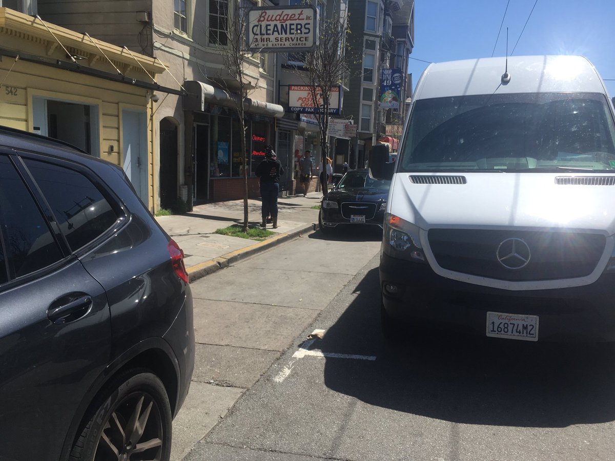 rideshaming's tweet photo. .@BiRiteSF this is at your Divisadero location, where a driver who works for you or is delivering to you had parked *next* to an available space. And blocked the lane. No driver present. You’re generally a good neighbor so please don’t be doing this. https://t.co/rzStm6WKpd