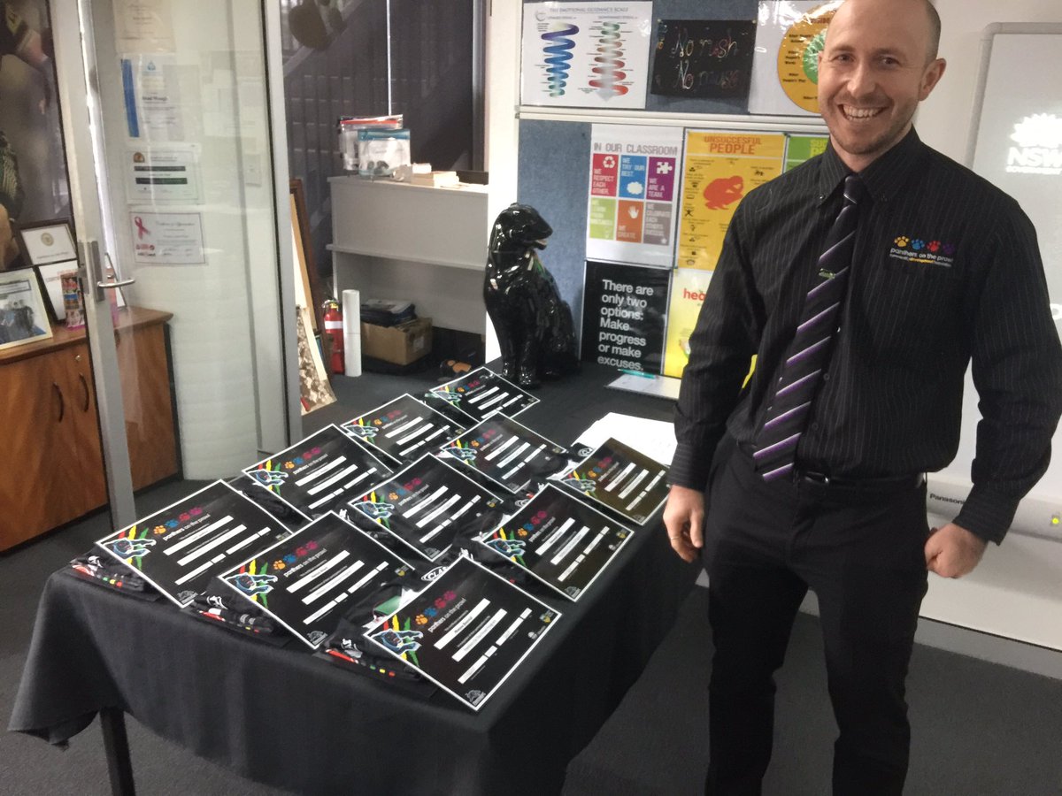 Andrew Hooper tweet media