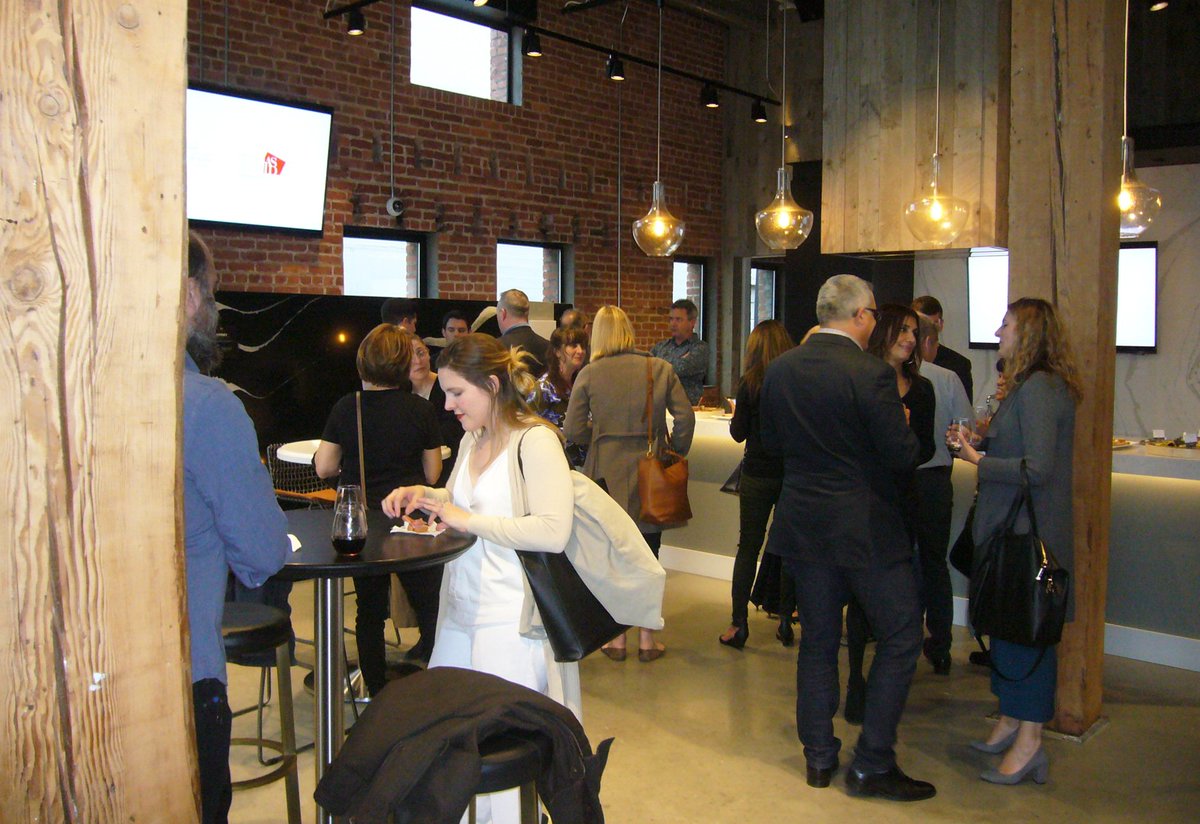ICAANoCal's tweet photo. ICAA ASID Member Social at Cambria Gallery with Charles Krug Winery https://t.co/4NFlWGOXDy