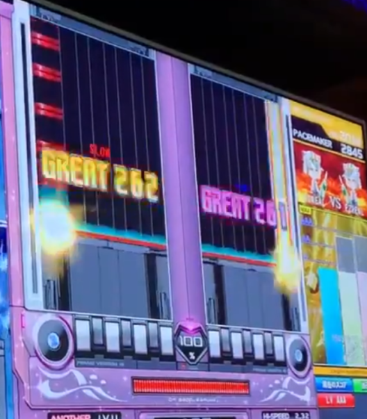 xybur's tweet photo. This is the IIDX equivalent of patting your head and rubbing your stomach at the same time lmao #arcscore #beatmania #iidx #rootage #empress https://t.co/XXAAzhmtLg