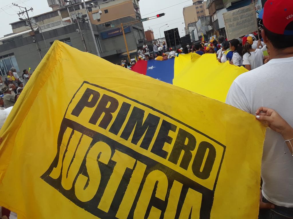 AraurePJ's tweet photo. #10ABR La #OperacionLibertad está en marcha. Unidos, organizados y movilizados lograremos la libertad de Venezuela.
------------------------●------------------------
#UnidosPorLaLibertad #Pjluchacontigo #Venezuela
#Portuguesa #Araure #Acarigua #VamosBien https://t.co/16GgFIN5op